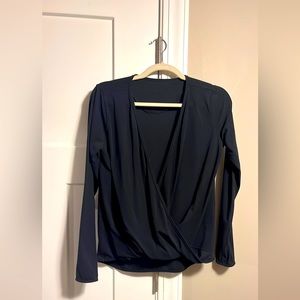 Lululemon long sleeve crossover top